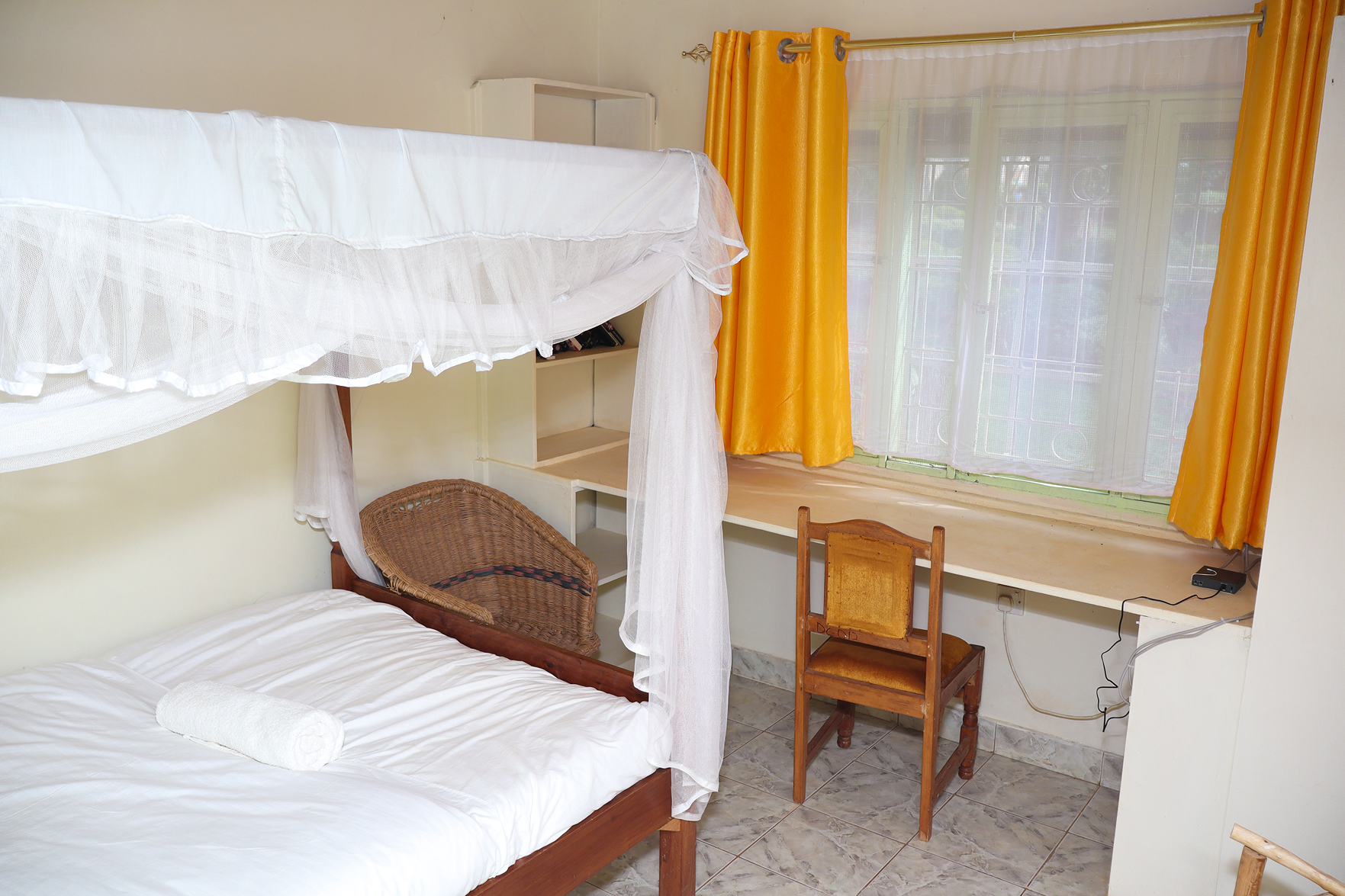 Guest-House-06